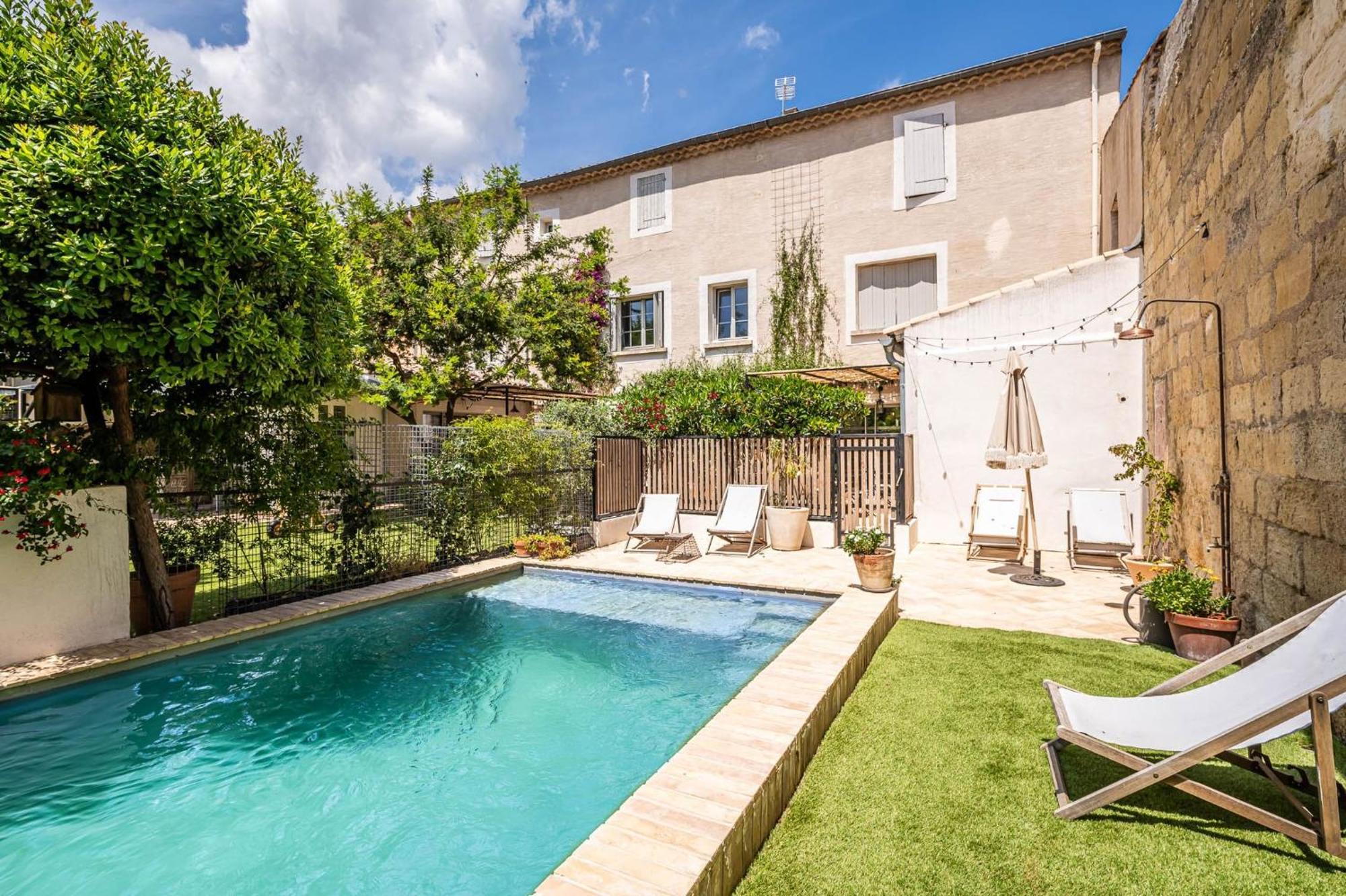 Maison 1634 - Climatisation, Piscine, Parking, Centre Ville, Petit-Dejeuner Compris Pézenas Exteriér fotografie